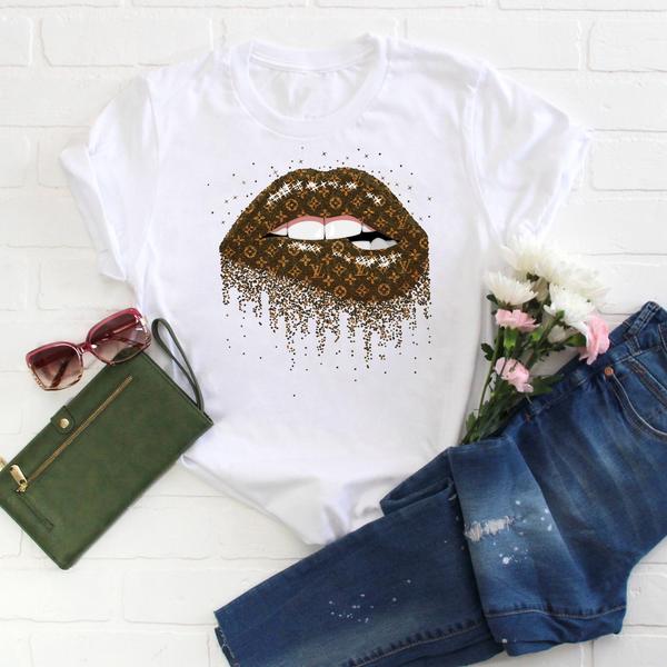 Louis Vuitton Glitter Print Lips -Bella T-Shirt – DFW Legacy Print